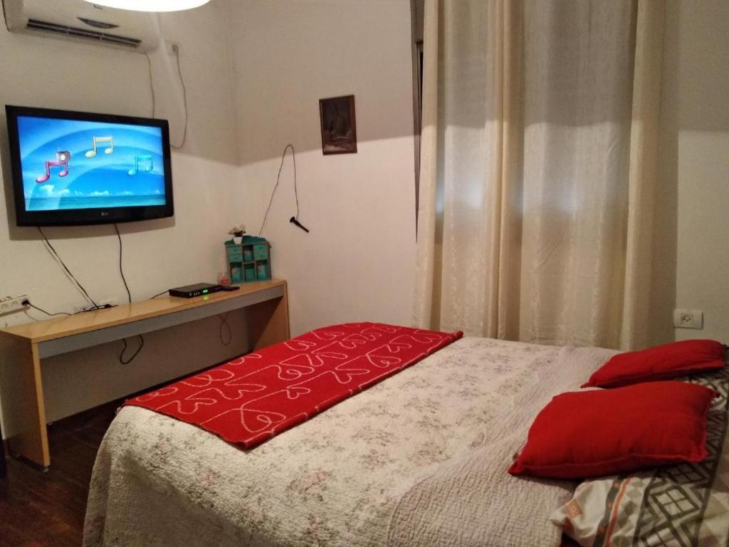 Ha'Bait Ba'Kfar Guesthouse Bruchim Qela' Alon Exterior foto