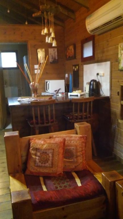 Ha'Bait Ba'Kfar Guesthouse Bruchim Qela' Alon Zimmer foto